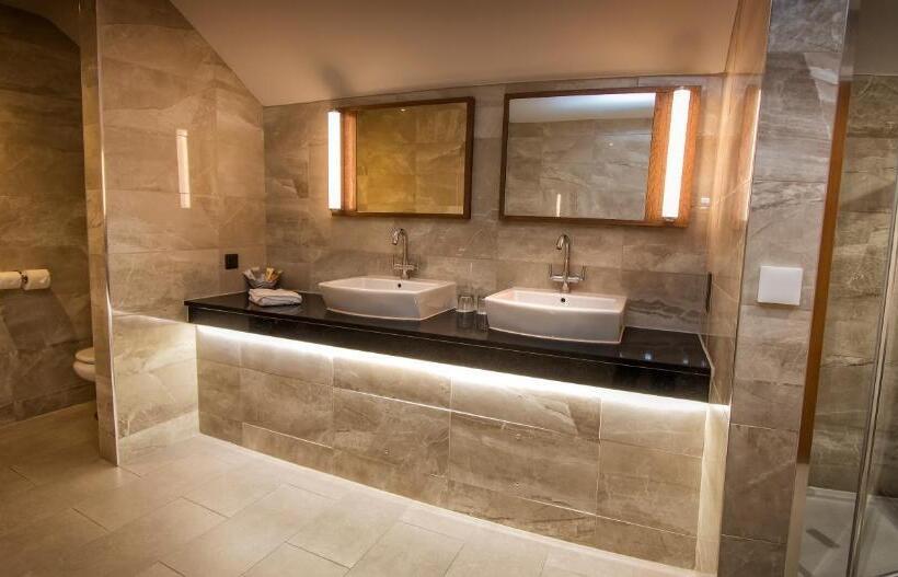 اتاق استاندارد با چشم‌انداز دریا, The Quay Hotel And Spa