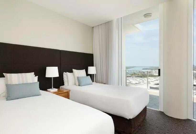 , Mantra Twin Towns