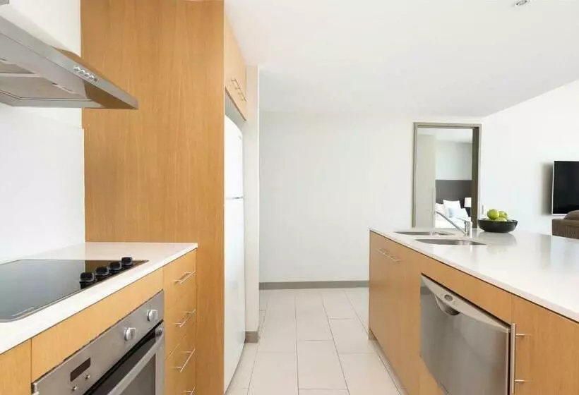 , Mantra Twin Towns