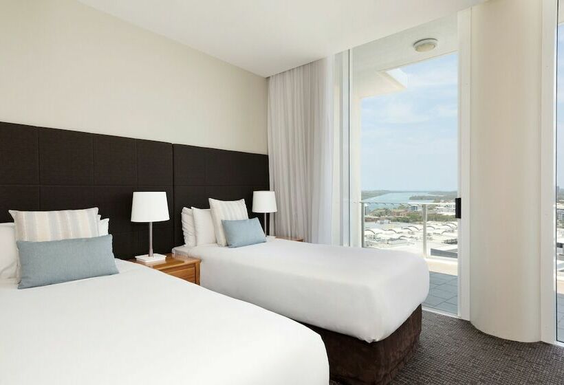 דירת פנטהאוז 2 חדרי שינה, Mantra Twin Towns