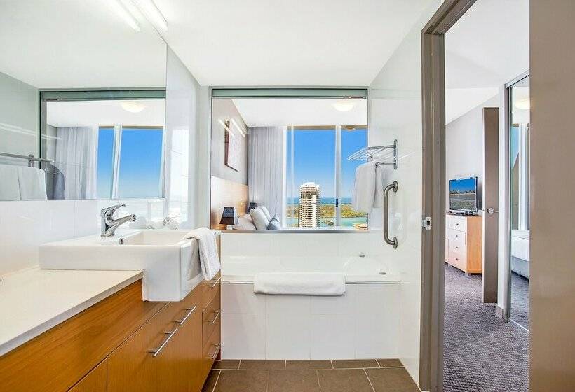 דירת פנטהאוז 2 חדרי שינה, Mantra Twin Towns