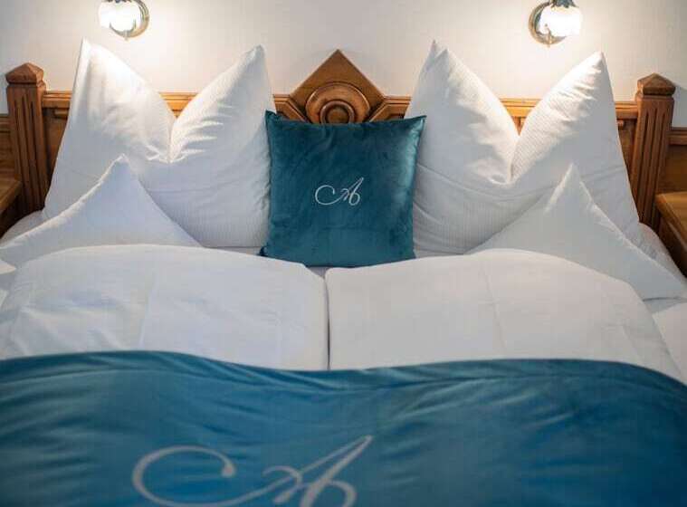 اتاق استاندارد یک نفره, Alpenschlossl