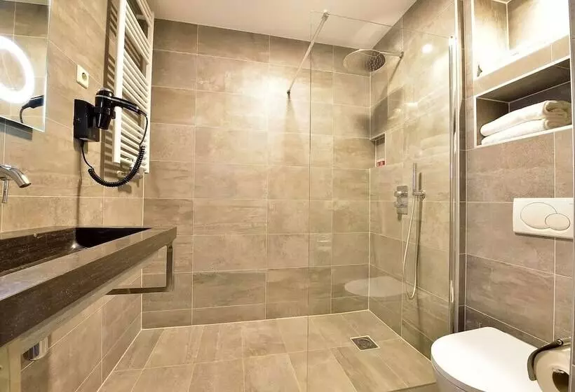 اتاق استاندارد چهار تخته, Art Hotel Rotterdam Fully Renovated