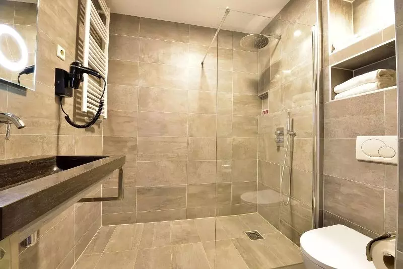 اتاق استاندارد چهار تخته, Art Hotel Rotterdam Fully Renovated