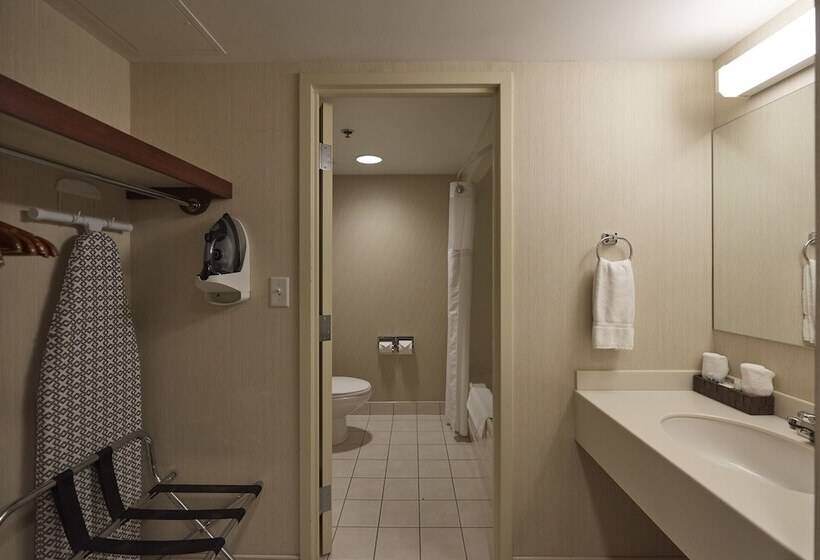 Suite, Capital