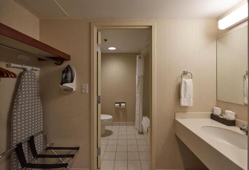 Quarto standard, Capital
