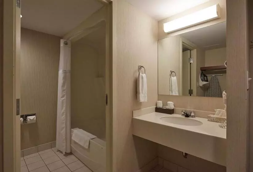 Suite, Capital
