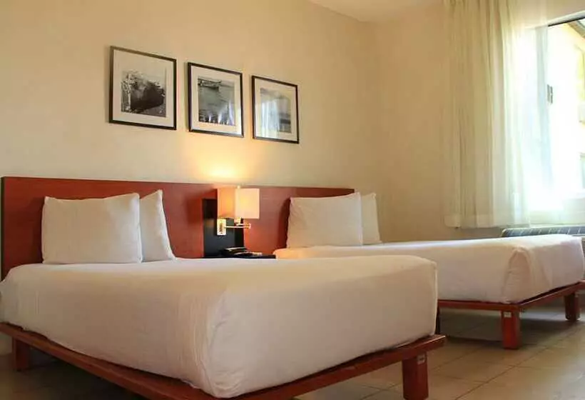 اتاق استاندارد, Comfort Inn Real La Union