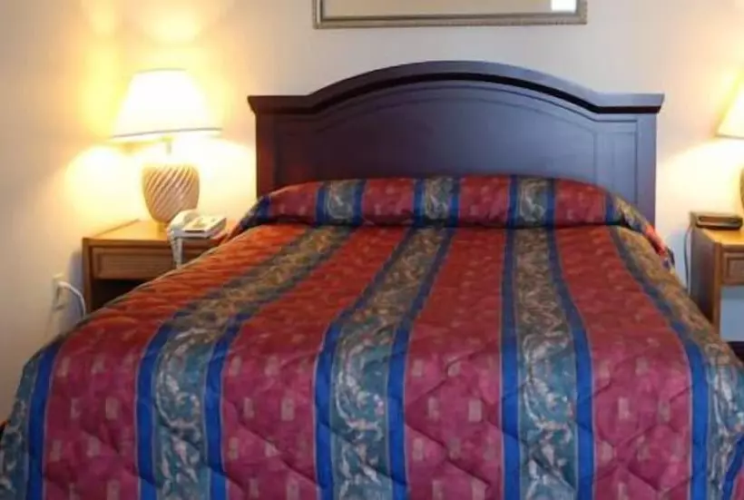 Standardzimmer mit Doppelbett, Commons Inn