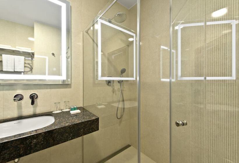 اتاق سوپریور, Congress Avenue Hotel