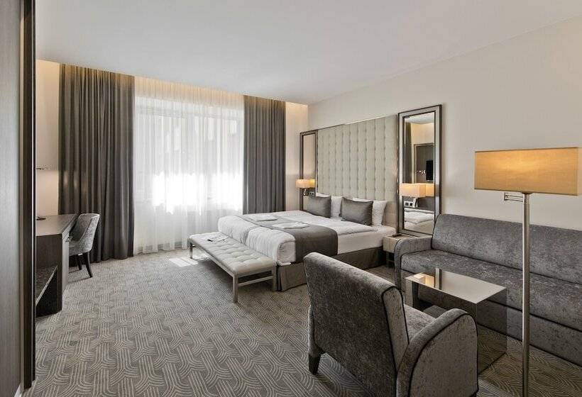 اتاق سوپریور, Congress Avenue Hotel