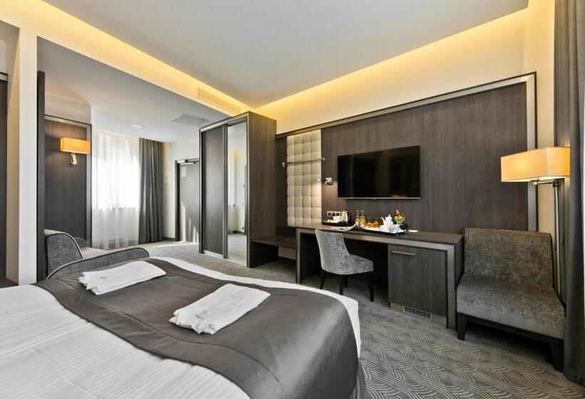 اتاق سوپریور, Congress Avenue Hotel