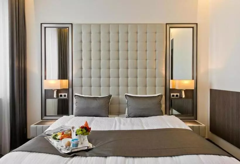اتاق استاندارد با بالکن, Congress Avenue Hotel