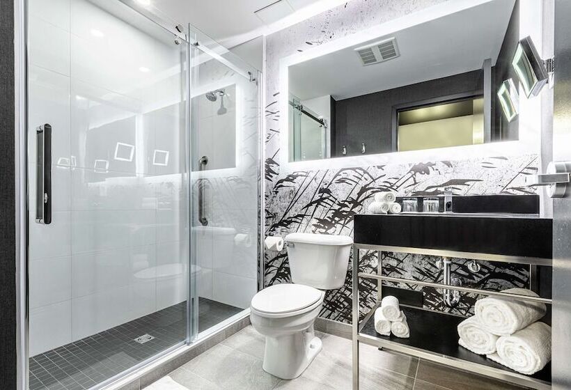 سوییت, Doubletree By Hilton Quebec Resort