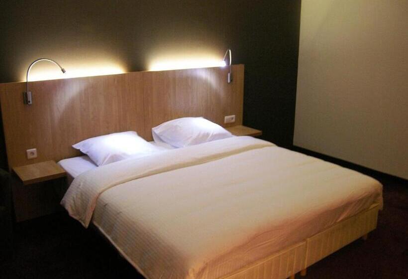 اتاق استاندارد, Jill Hotel Brussels