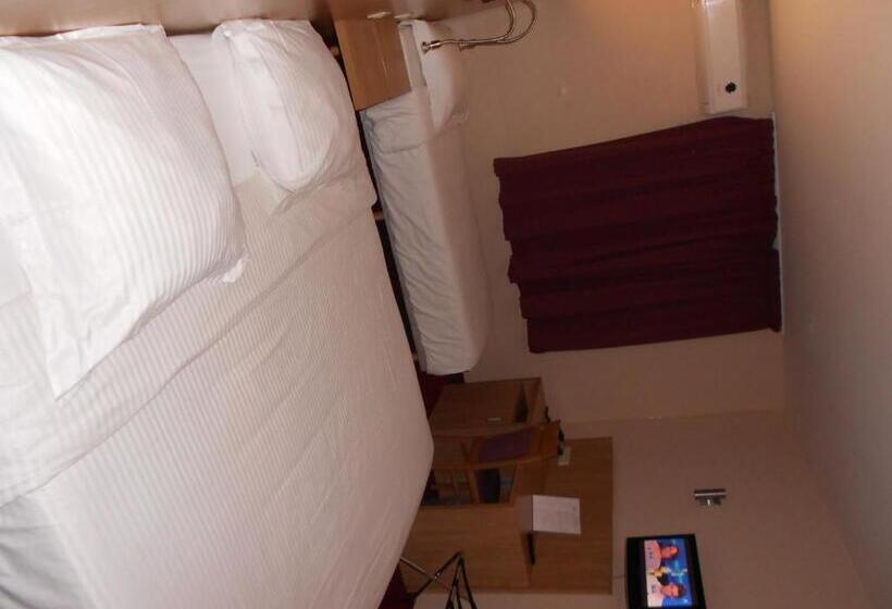 اتاق استاندارد سه نفره, Jill Hotel Brussels