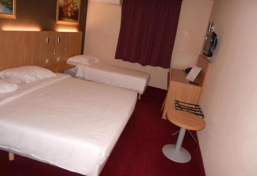 اتاق استاندارد سه نفره, Jill Hotel Brussels