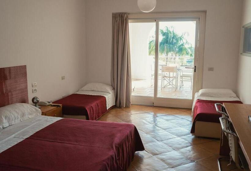 套房, Grotta Di Tiberio