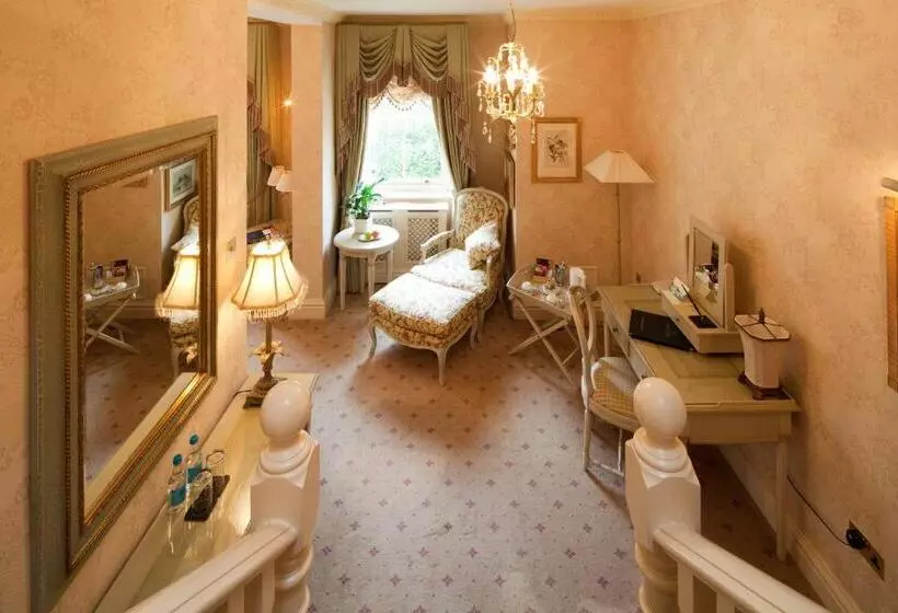 デラックスルーム, Kilworth House Hotel And Theatre