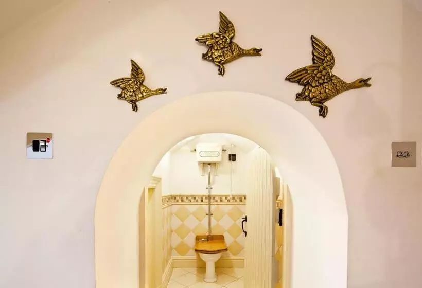 デラックスルーム, Kilworth House Hotel And Theatre