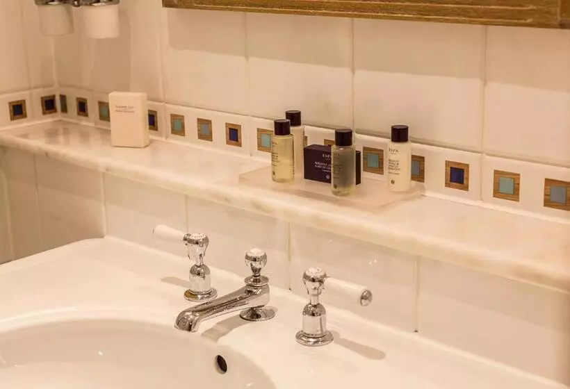 スタンダードルーム, Kilworth House Hotel And Theatre