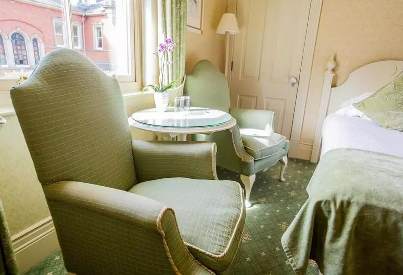 スタンダードルーム, Kilworth House Hotel And Theatre