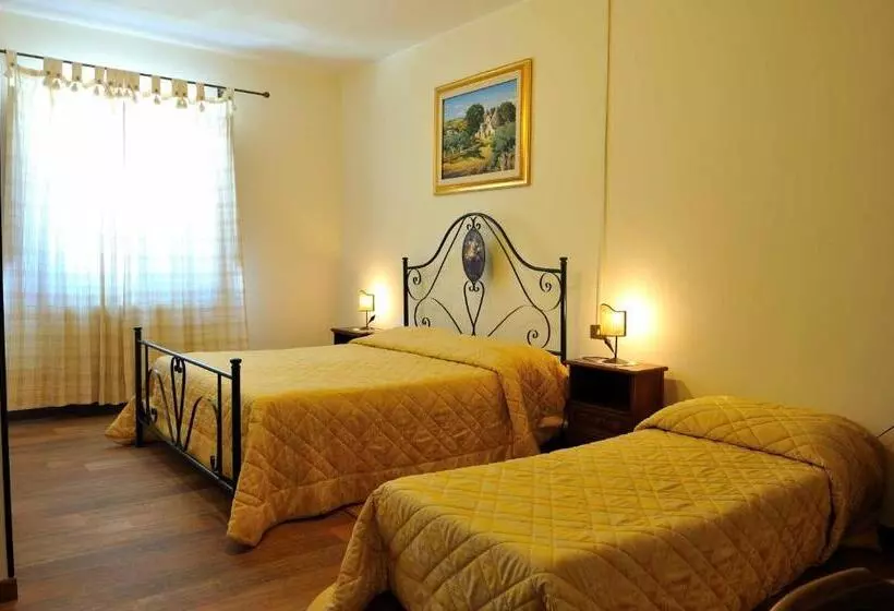 اتاق استاندارد سه نفره, Masseria Torricella