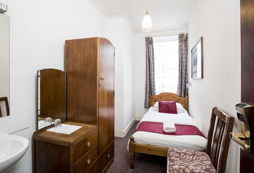 غرفة قياسية فردية حمام مشترك, St. Athans