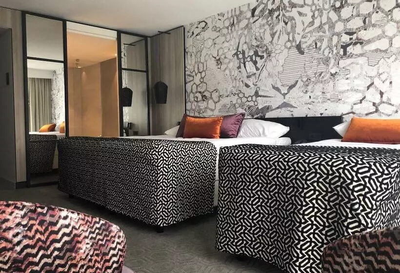 اتاق لوکس سه تخته, Van Der Valk Maastricht