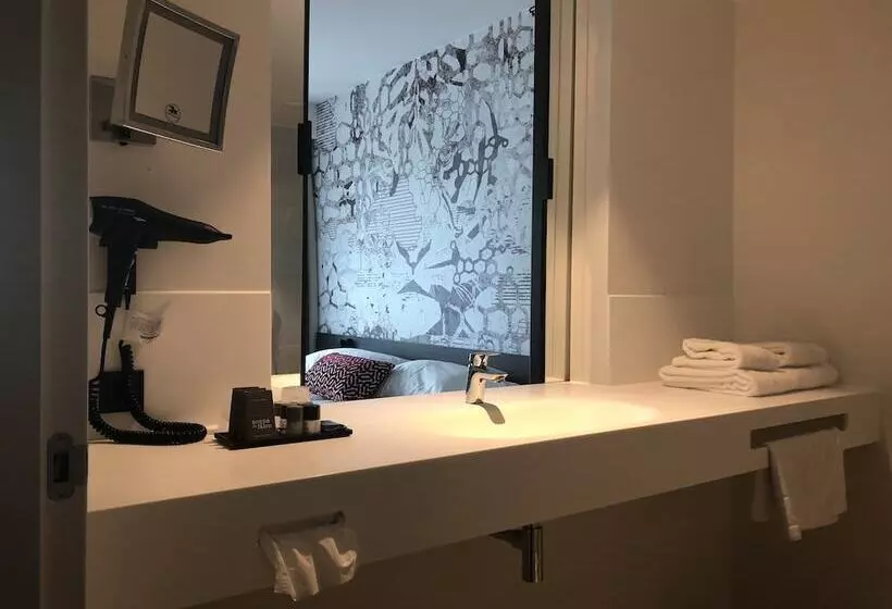 اتاق راحتی, Van Der Valk Maastricht