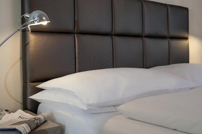 스탠다드 룸, Victor S Residenz Hotel München