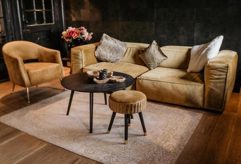 סוויטה, Villa Beukenhof