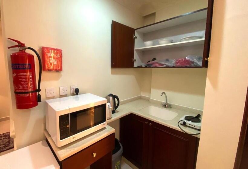 اتاق لوکس, Majestic