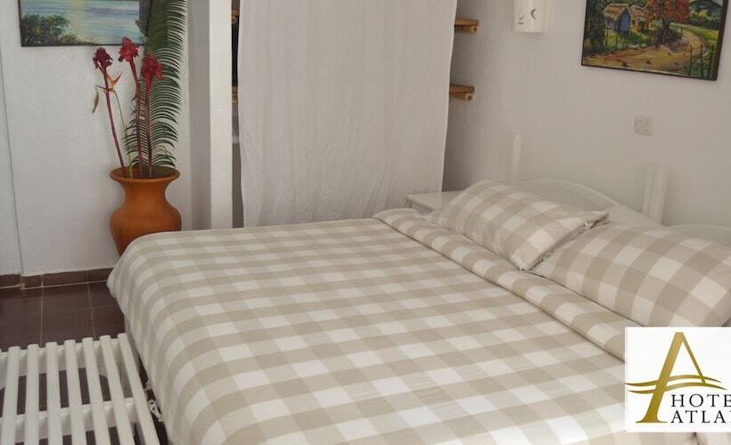 غرفة قياسية مطلّة علي الحديقة, Atlantis