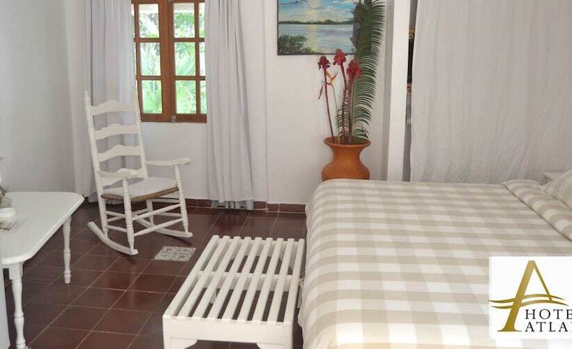 غرفة قياسية مطلّة علي الحديقة, Atlantis