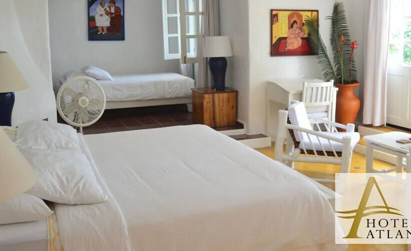 غرفة قياسية مطلّة علي البحر, Atlantis