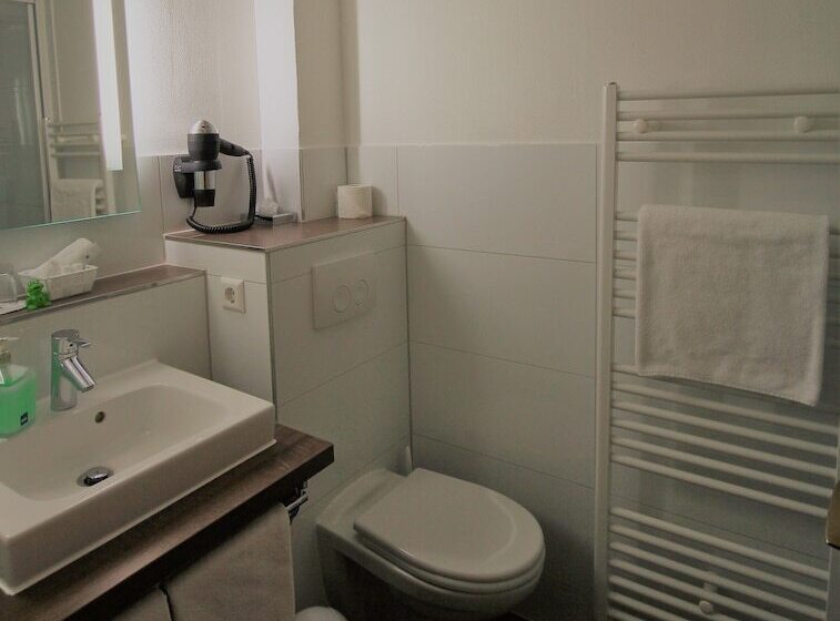 اتاق سوپریور, Brackstedter Muhle E.k