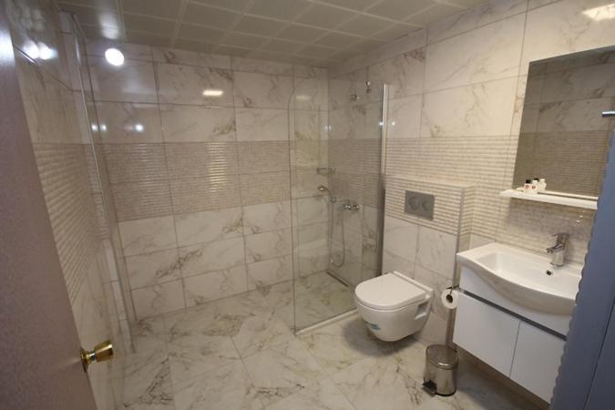 Номер Стандарт, Hanedan Beach