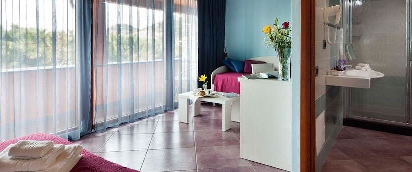 חדר דלוקס נוף לים, Al Gabbiano