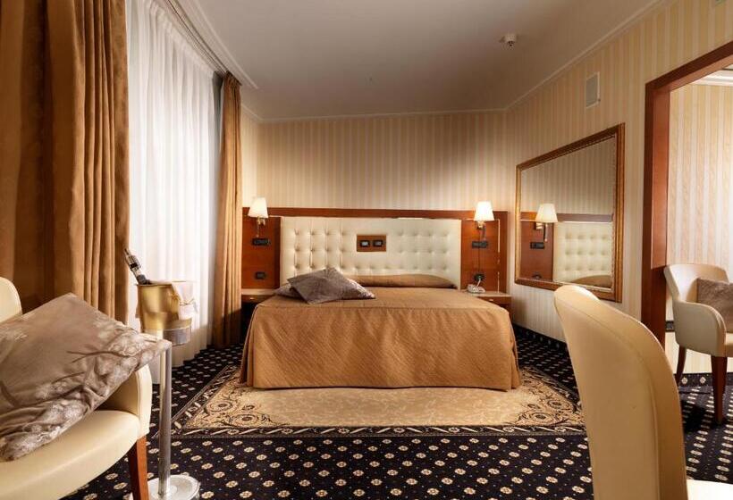 스탠다드 룸, Ariston