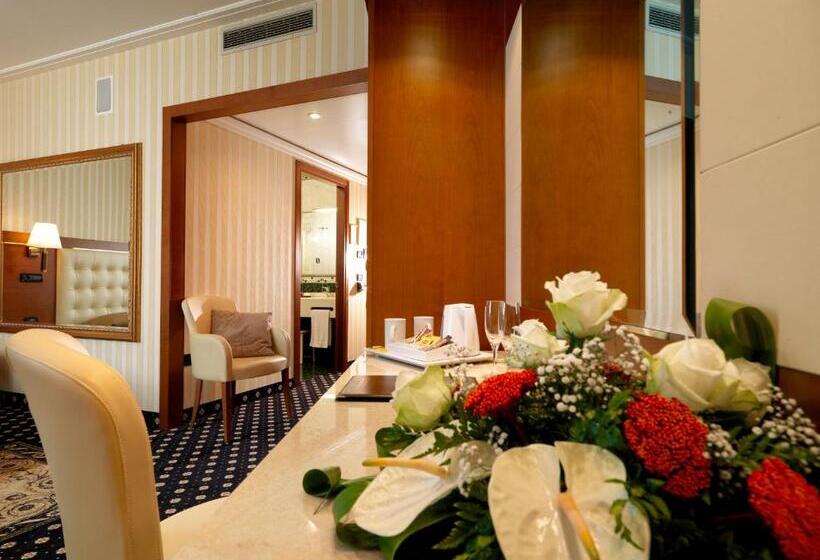 스탠다드 싱글 룸, Ariston