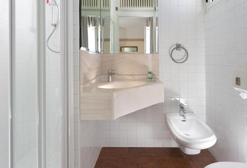 اتاق استاندارد با چشم‌انداز دریا, Bikini