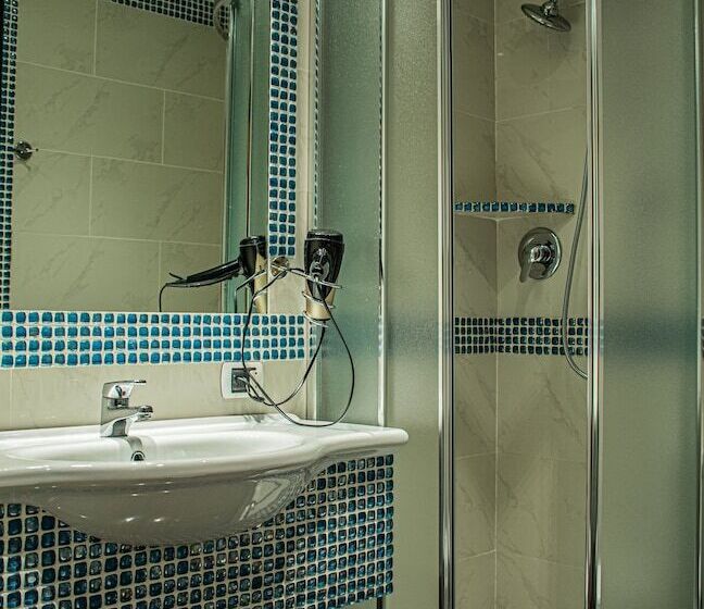 חדר סטנדרט, Canova