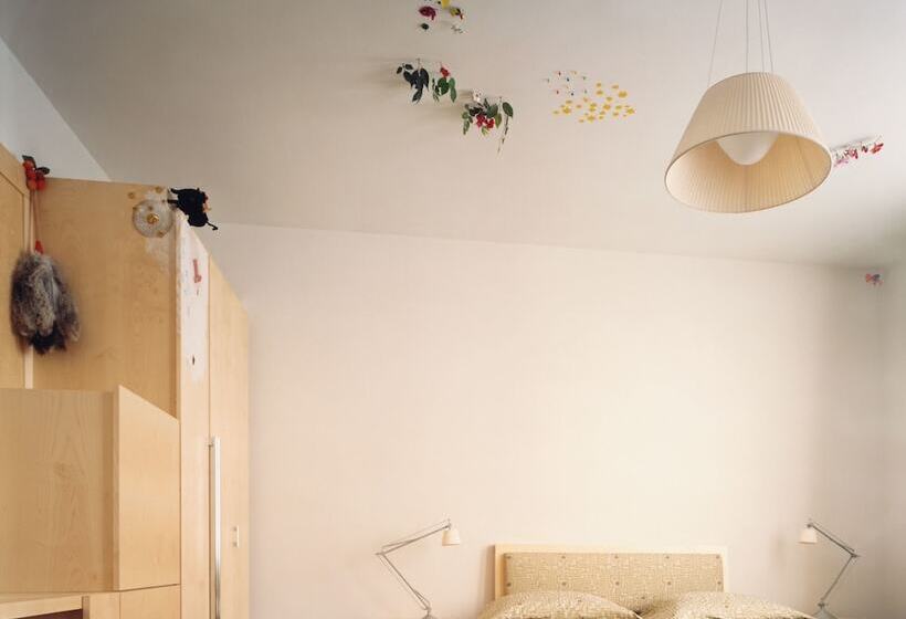 اتاق سوپریور, Greif, A Member Of Design Hotels