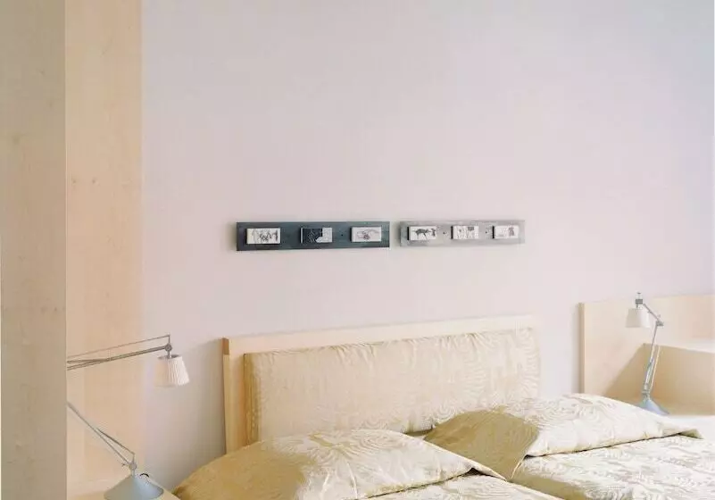 デラックスルーム, Greif, A Member Of Design Hotels
