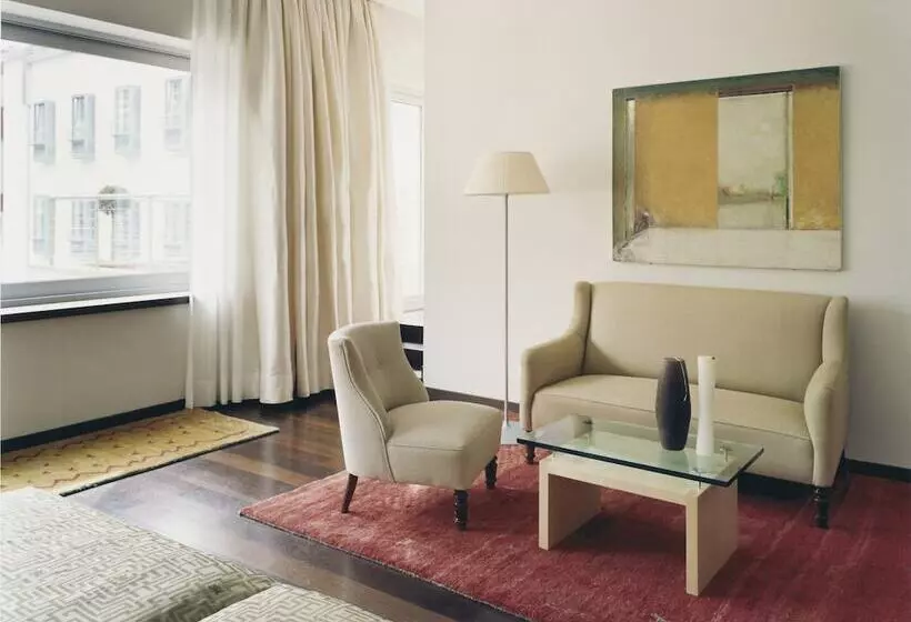 デラックスルーム, Greif, A Member Of Design Hotels
