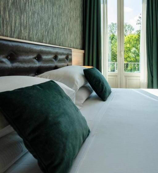 غرفة سوبيريور, Il Corazziere