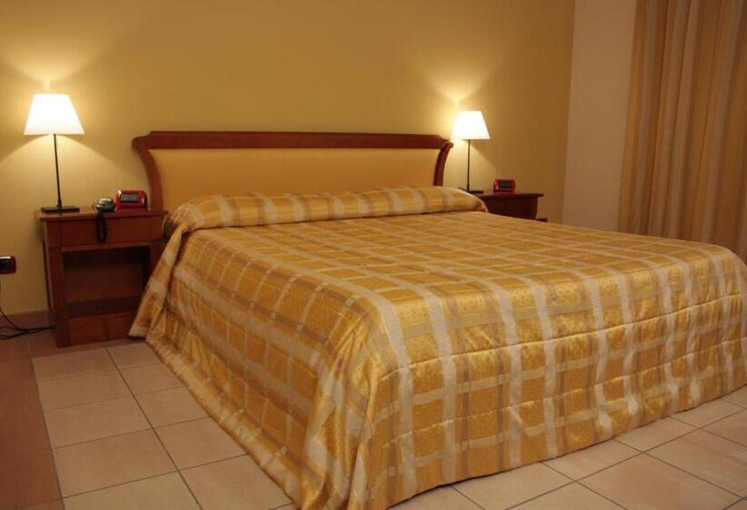 수피리어 룸, Vecchio Casello