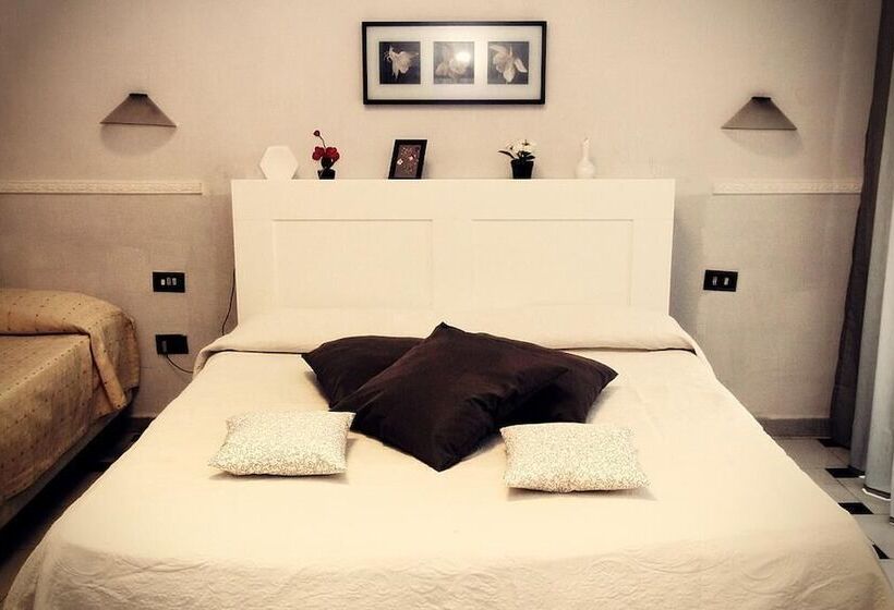 اتاق استاندارد سه نفره, Luna Rossa