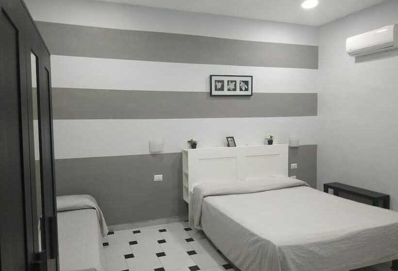 اتاق استاندارد سه نفره, Luna Rossa